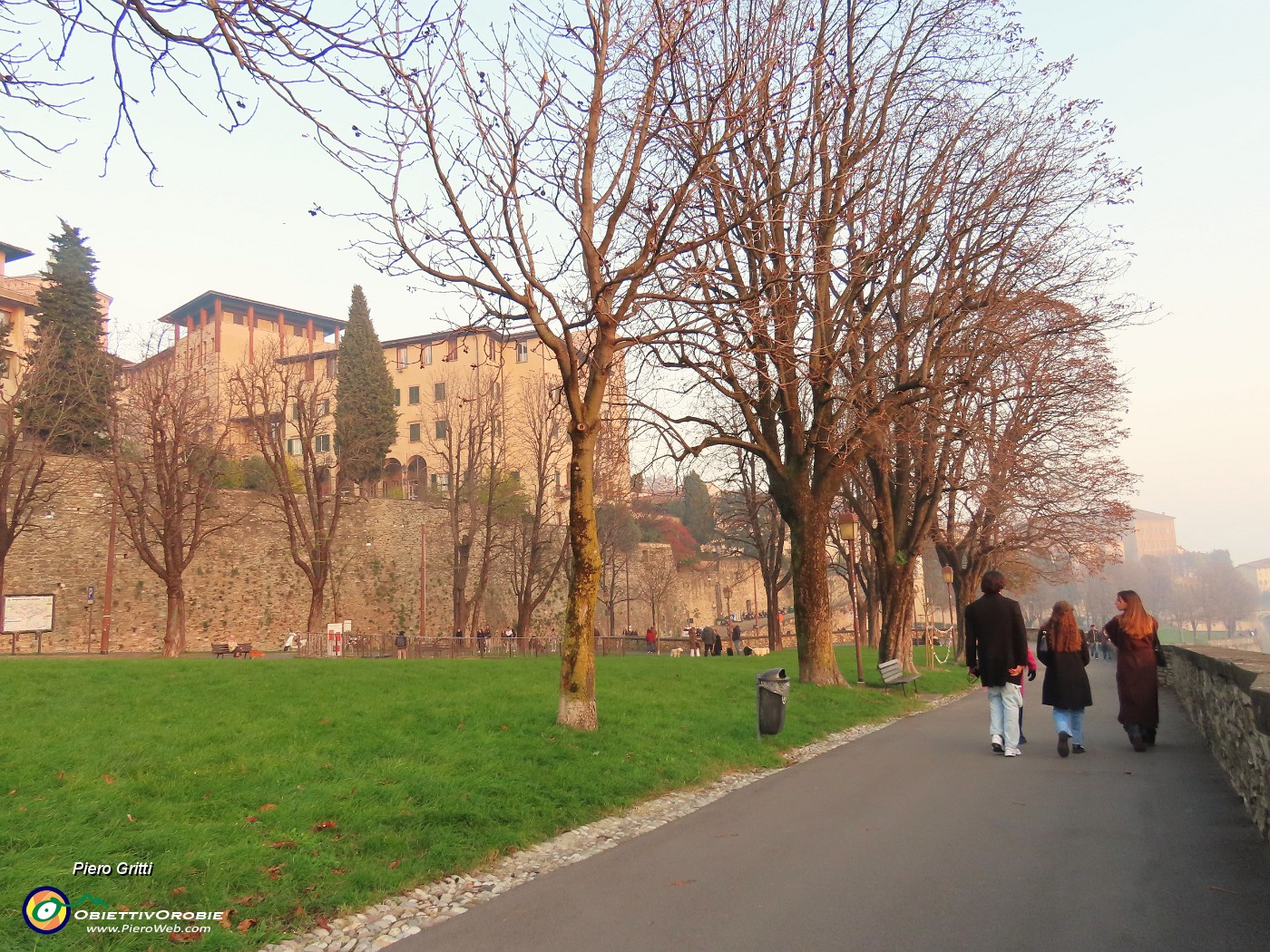 60 Passeggiata mura venete .JPG